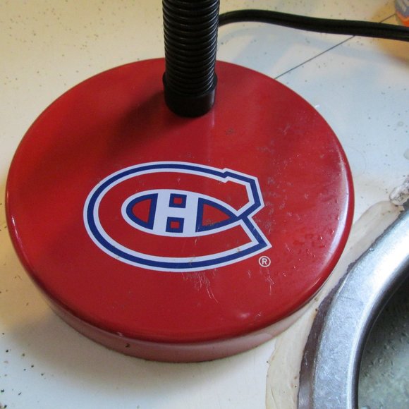 Montreal Canadiens Desk Lamp - Picture 3 of 8